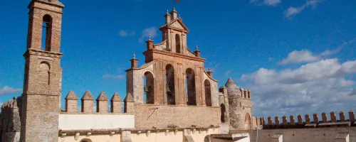 Espadaña del Monasterio de San Isidoro del Campo (Autor: Francisco Manuel García Aguilar)
