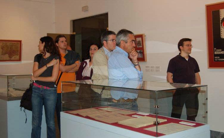 Inauguración de la Exposición Huelva, retazos de su historia