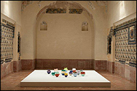 Ai Weiwei. Colored Vases (Jarras pintadas), 2008. Vista de la instalacin en el CAAC