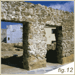 (Fig.12 - Vista aérea actual de los restos del teatro romano de Cádiz)(Abre en ventana nueva)