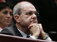 02.11.06.- El presidente de la Junta, atento a las intervenciones en el Congreso sobre el texto del Estatuto de Andalucía.
