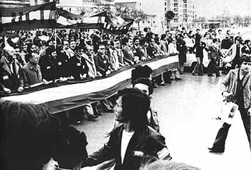 El 4 de diciembre de 1977 alrededor de un millón y medio de andaluces se manifestaron por las capitales de provincia para demandar la autonomía.