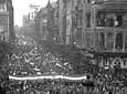 Fue en Sevilla donde se concentró la manifestación más concurrida. Rafael Escuredo, José Rodríguez de la Borbolla, Rojas Marcos, Manuel del Valle y Luis Uruñuela, son algunos de los líderes que la encabezaban.