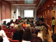 Encuentro del Instituto Andaluz de la Mujer con asociaciones de mujeres de Cádiz