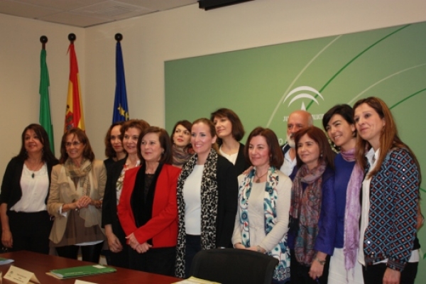 La Junta de Andalucía ha llevado a cabo hasta 295 iniciativas transversales con perspectiva de género