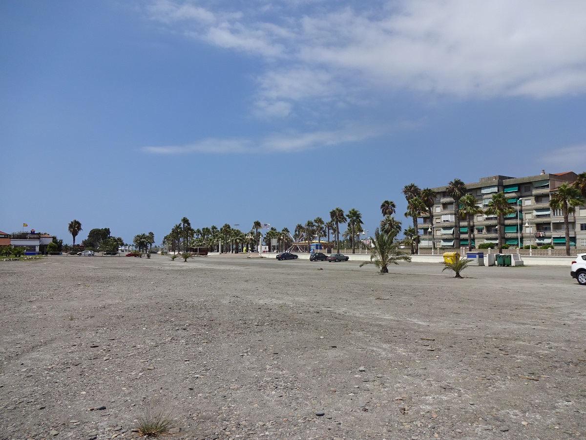 Ampliar imagen: Una playa de Granada