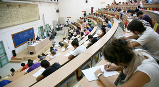 La mayoría de los estudiantes acceden a la Universidad tras superar la Selectividad.