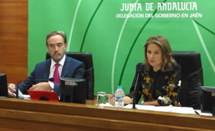 Felipe López y Ana Cobo, en la presentación de los presupuestos de Andalucía para 2018 en la provincia de Jaén.