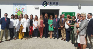 Álvarez inauguró el nuevo centro de atención temprana en Chiclana.
