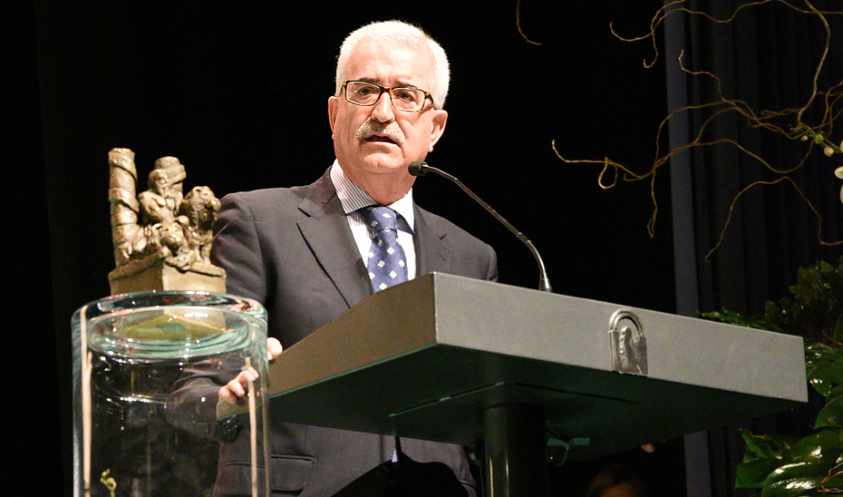 Manuel Jiménez Barrios, que ha presidido el acto del 28F en Cádiz, en un momento de su intervención.
