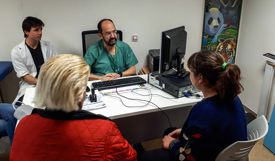 Las consultas de pediatría del Hospital Universitario Campus de la Salud de Granada inician su actividad tras el traslado del antiguo Hospital Clínico San Cecilio.
