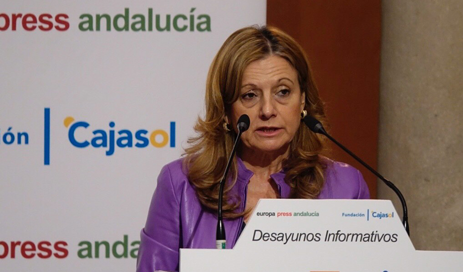 La consejera de Salud, Marina Álvarez, durante su intervención en los desayunos informativos de Europa Press (Foto EP).