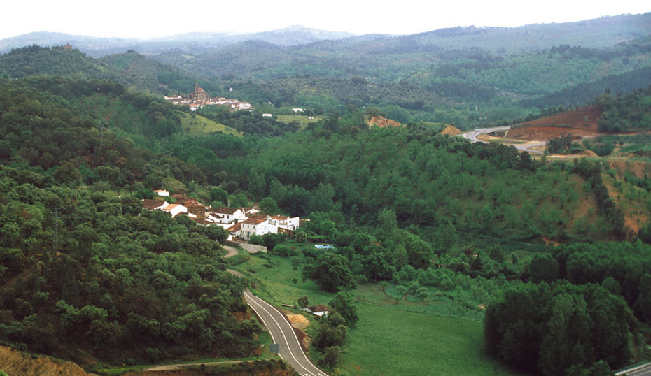 Imagen del Parque natural de las Sierras de Aracena y Picos de Aroche. 