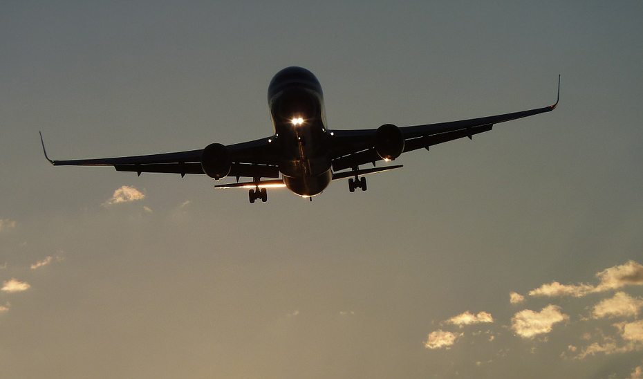 La campaña de inspección se realiza sobre 16 compañías que ofertan vuelos con origen o destino en aeropuertos andaluces.