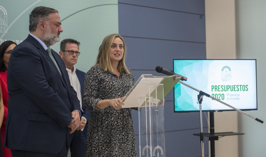 La consejera Marifrán Carazo presenta los presupuestos de Andalucía de 2020 para la provincia de Granada.