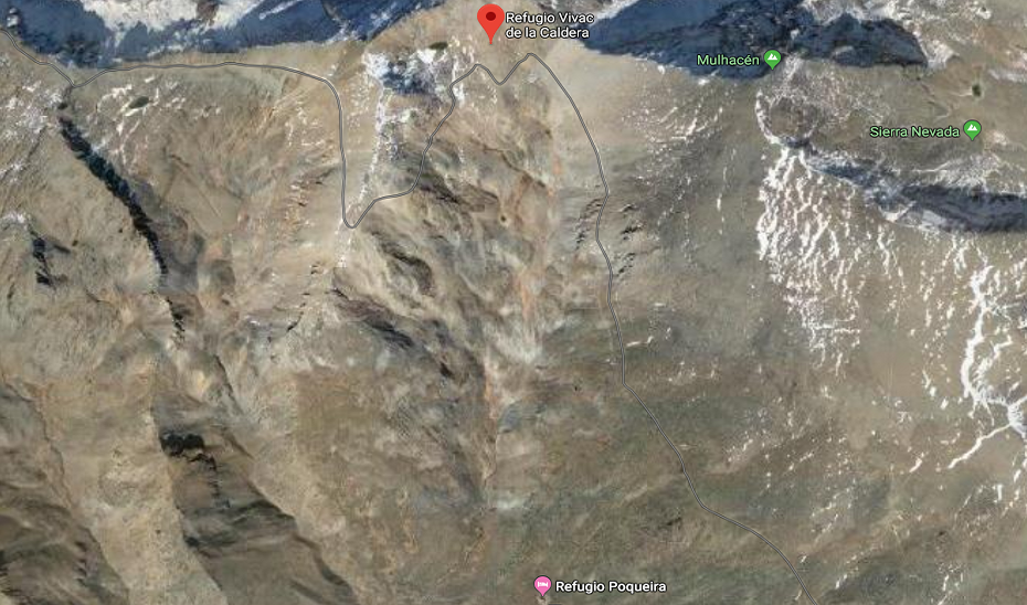 Los montañeros se encontraban en la zona entre los refugios de Poqueira y la Caldera