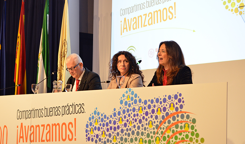 La consejera Rocío Ruiz clausura el XIII Congreso Andaluz de Voluntariado.