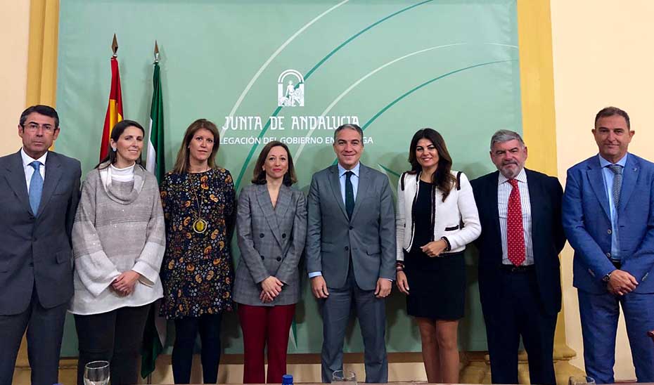 Elías Bendodo se reúne con la Delegada del Gobierno de la Junta en Málaga, Patricia Navarro, y con los delegados territoriales.