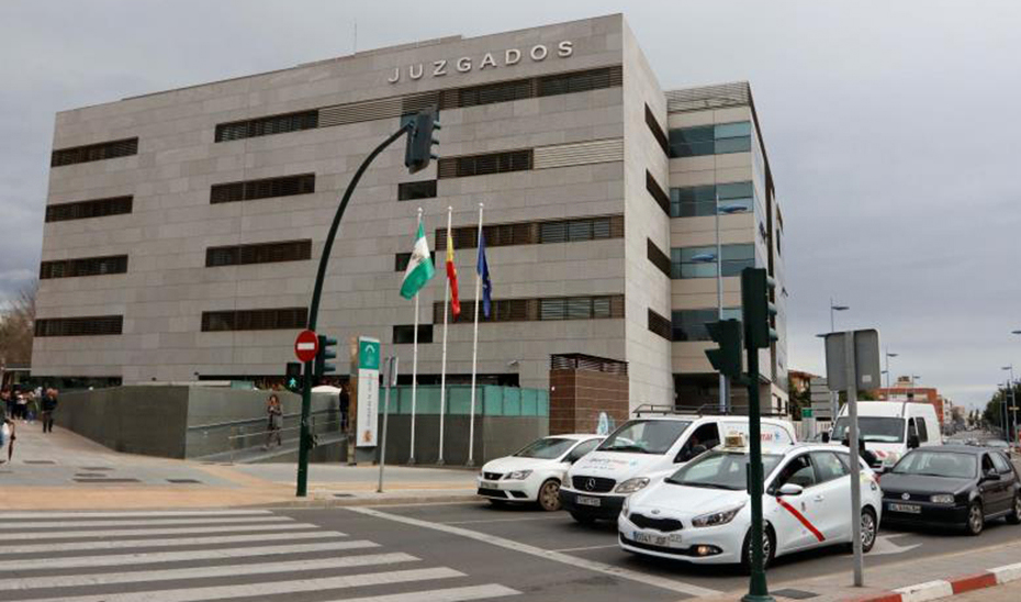 El juzgado de Guardia de Almería capital sera uno de los 15 que se reforzarán en Andalucía durante el verano. (Archivo EFE)