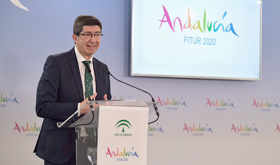 El vicepresidente y consejero de Turismo, Juan Marín, en la presentación de Fitur 2020.