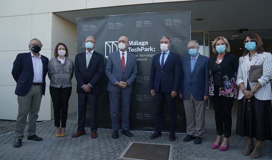 Elías Bendodo y Rogelio Velasco asistieron a la presentación de la nueva marca \u0027Málaga TechPark\u0027 del Parque Tecnológico de Andalucía.