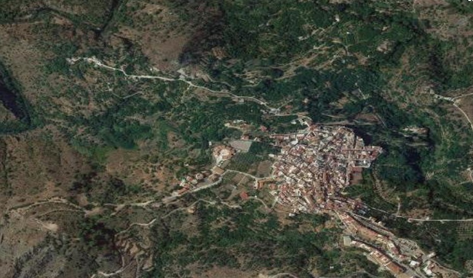 Vista satélite de la población de Istán.