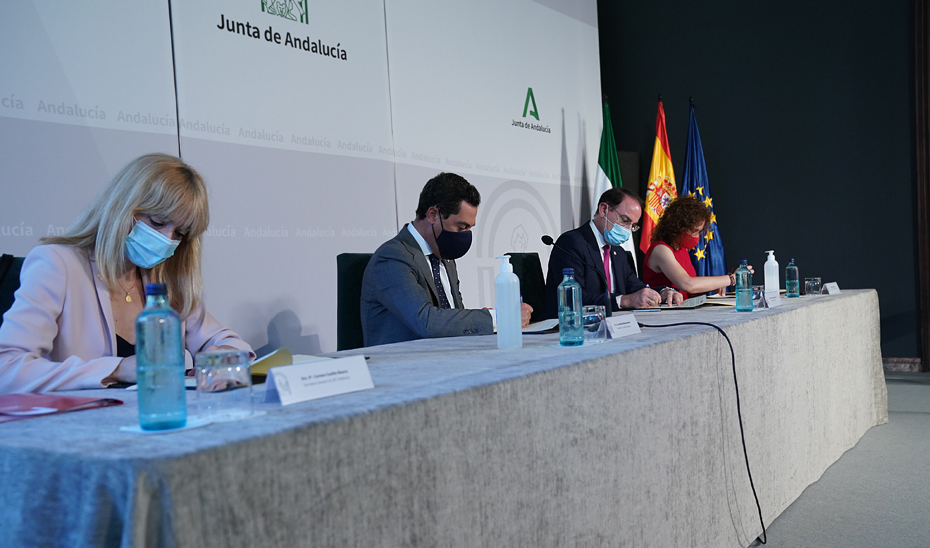 Juanma Moreno firma con los agentes sociales el Acuerdo para la Reactivación Económica y Social de Andalucía (audio íntegro)