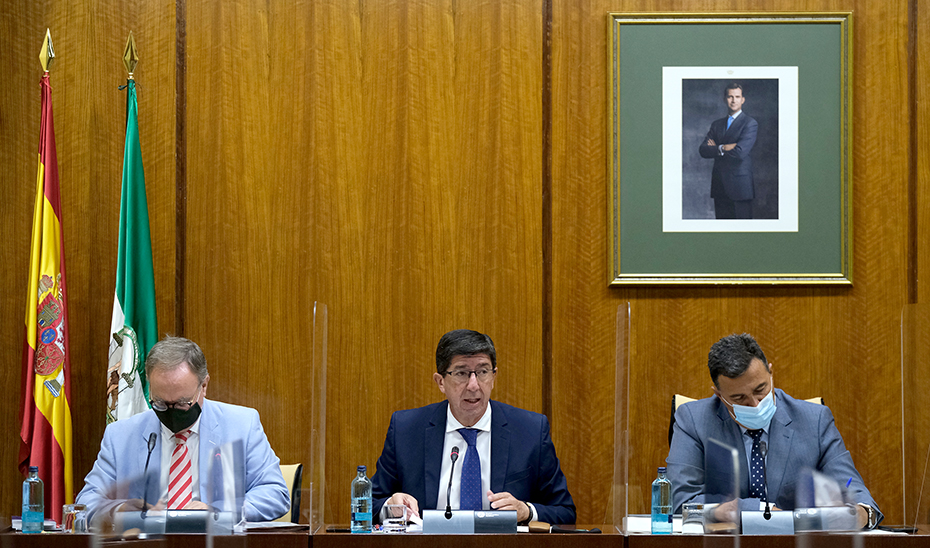 El vicepresidente de la Junta, Juan Marín, durante la comisión parlamentaria.