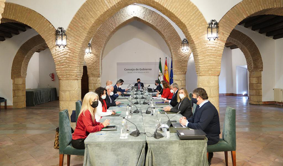 Reunión del Consejo de Gobierno celebrado este martes en Ronda presidida por Juanma Moreno.