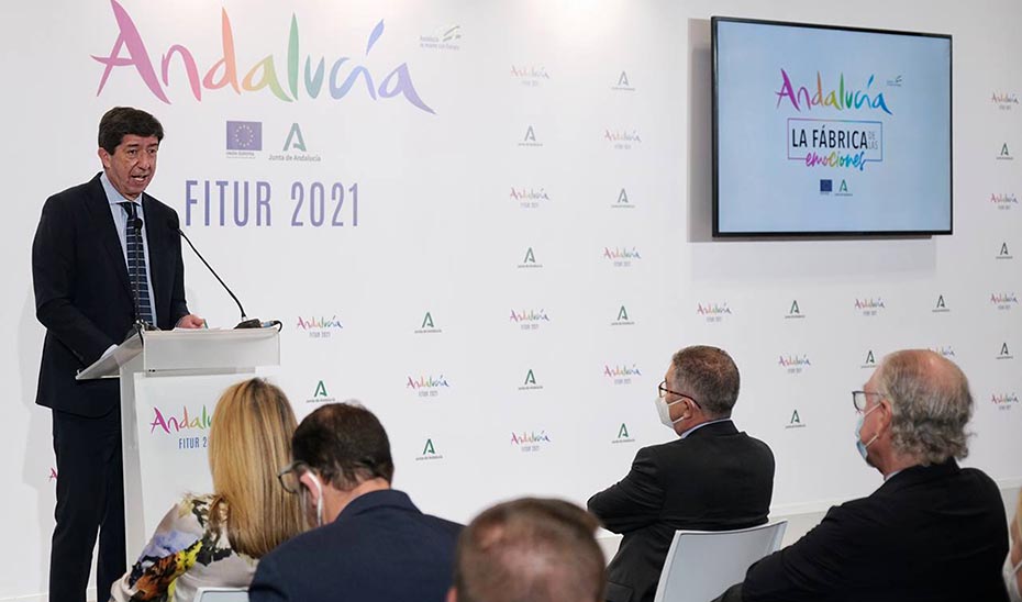 El vicepresidente de la Junta, Juan Marín, en la presentación de la nueva imagen de Turismo Andaluz en Fitur.