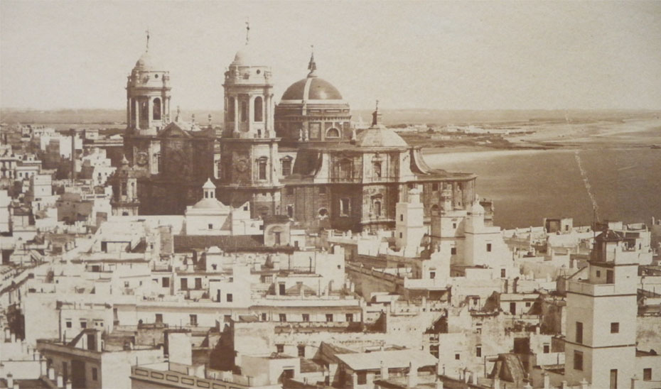 La Catedral de Cádiz, vista desde la Torre Tavira.