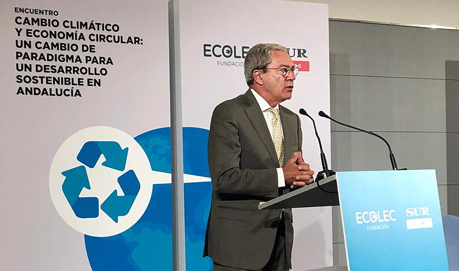 El consejero Rogelio Velasco, durante su participación en el foro del Diario SUR.