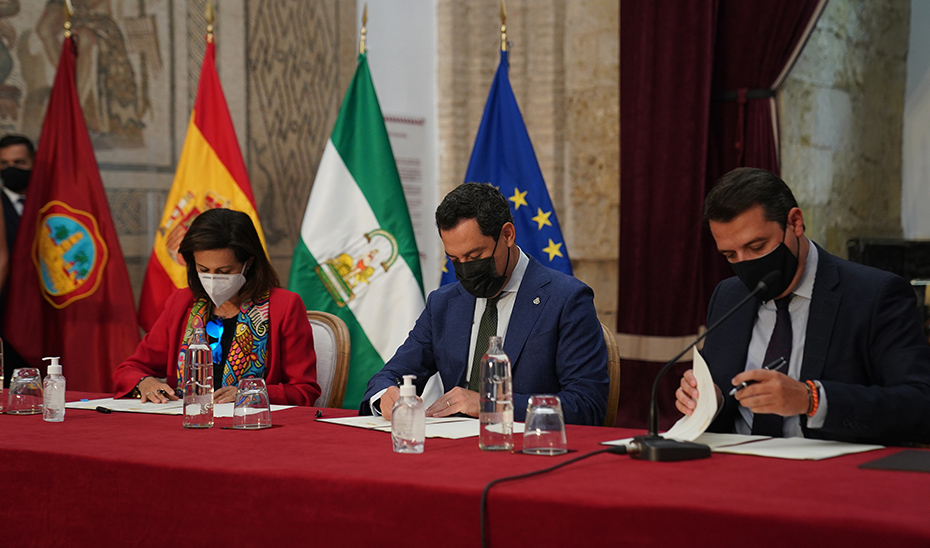 Firma para la implantación en Córdoba de la futura Base Logística del Ejército de Tierra.