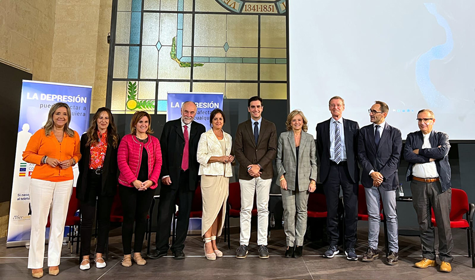 La consejera de Salud y Consumo de la Junta de Andalucía, Catalina García, ha asistido a la presentación del proyecto de la Alianza Europea contra la Depresión EAAD-Best para la prevención del suicidio.
