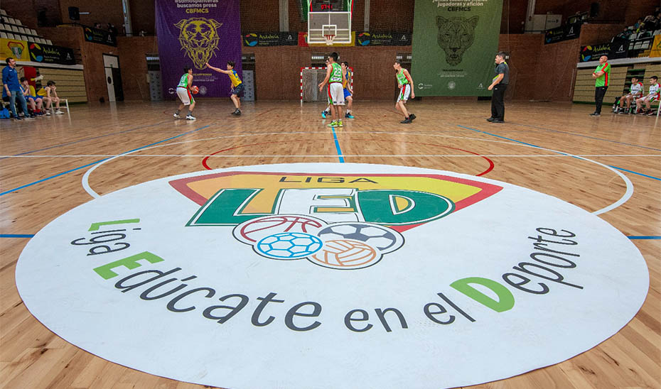 Escolares participantes en la Liga Edúcate en el Deporte.