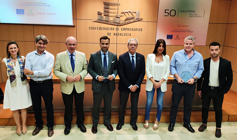 Rogelio Velasco, en la entrega de los premios del proyecto \u0027Reto tecnológico\u0027 de las Cámaras andaluzas.