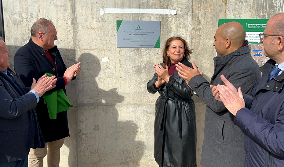 La consejera de Agricultura, Pesca, Agua y Desarrollo Rural, Carmen Crespo, durante la inauguración de las obras de emergencia de mejora de garantía de agua para abastecimiento de los municipios de la comarca almeriense del Almanzora.