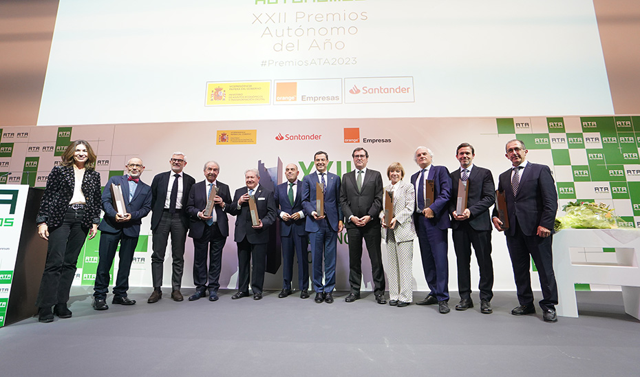 Juanma Moreno ha recibido en Madrid el Premio a la Iniciativa Institucional.