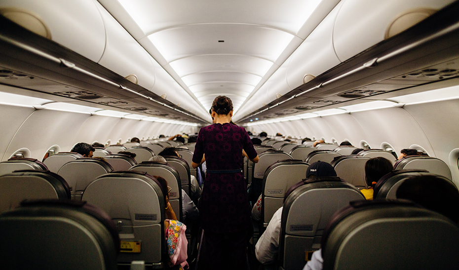 Imagen del artículo Consumo somete a inspección a las compañías aéreas para vigilar si incluyen cláusulas abusivas en los contratos