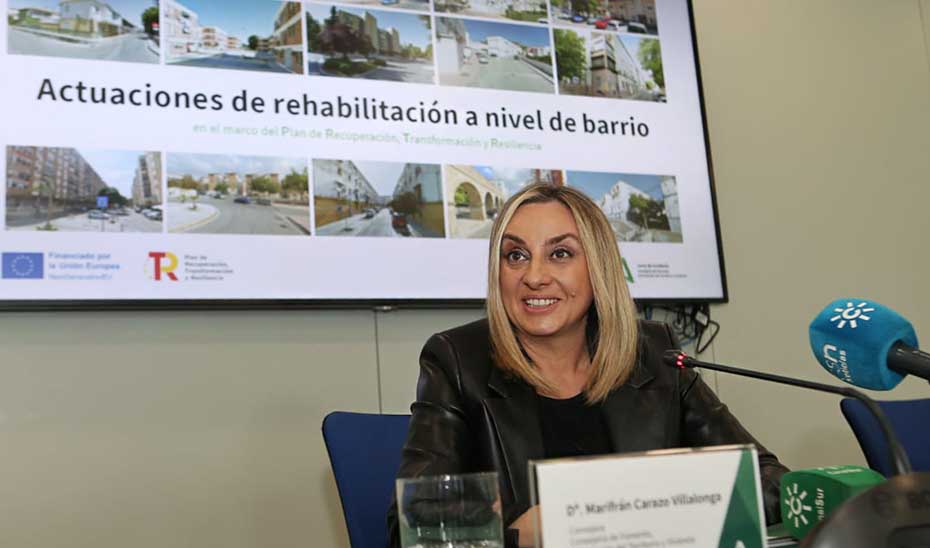 La consejera de Fomento, Marifrán Carazo, informó de la resolución de las ayudas para la rehabilitación de barriadas del Plan Ecovivienda.