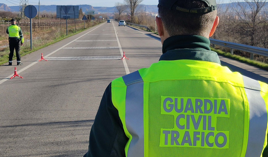 La Guardia Civil interviene una granada en un envío postal en