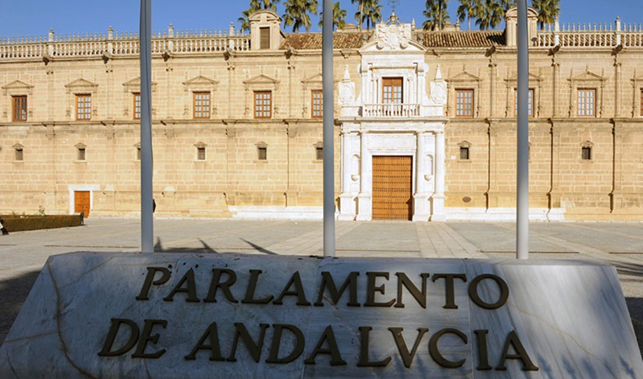 Fachada del Parlamento de Andalucía.