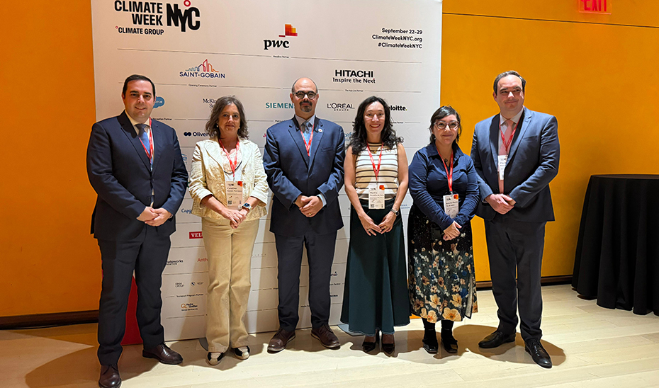 La consejera de Sostenibilidad, Catalina García, junto a otros responsables institucionales, durante su participación en la Semana del Clima de Nueva York 2024.