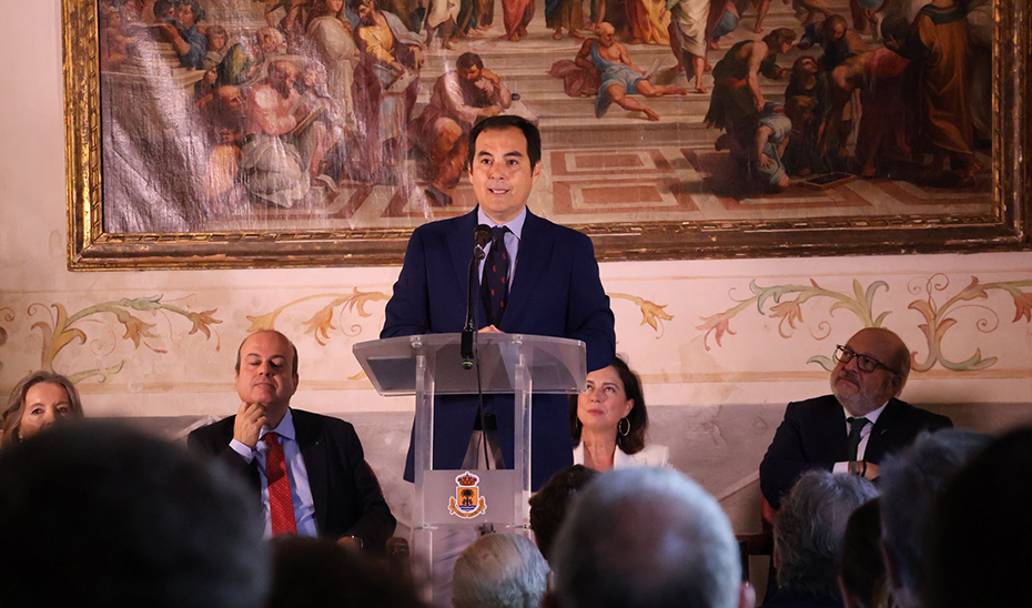 El consejero de Justicia, José Antonio Nieto, interviene durante la presentación del proyecto piloto de Oficina de Justicia Municipal en la provincia de Córdoba.