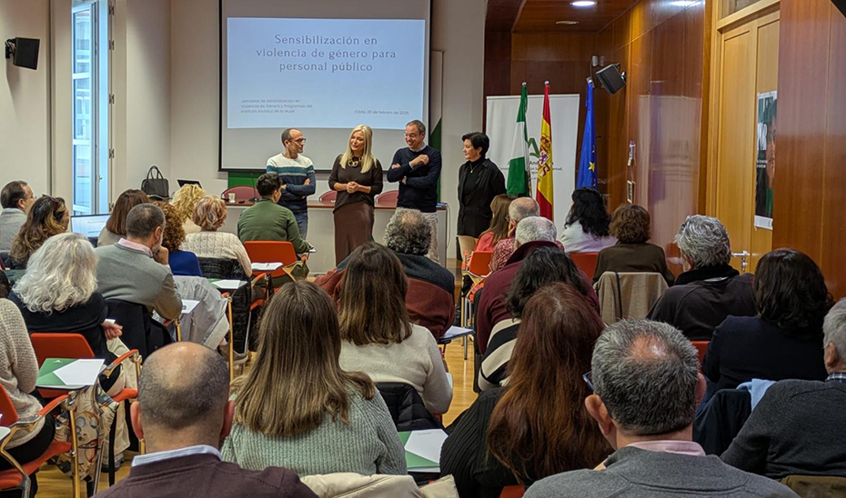 
			      Jornada formativa en materia de violencia de género celebrada en Cádiz.			    
			  