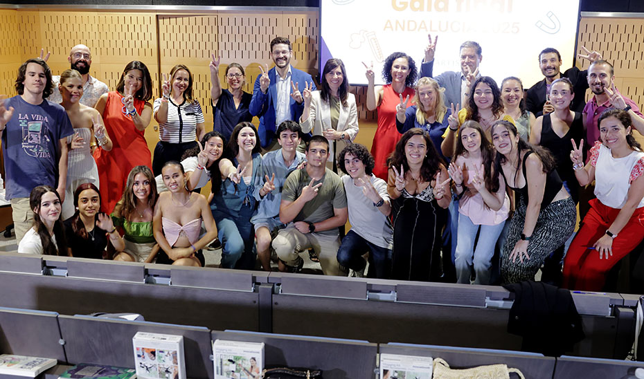 
			      Jóvenes participantes en la iniciativa \u0027Reimagina la ciencia\u0027.			    
			  