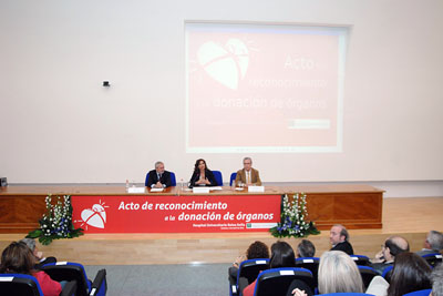 La consejera de Salud acompañada por el alcalde de Córdoba y el coordinador autonómico de trasplantes