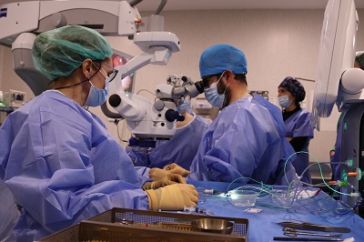 Nuevo microscopio quirófano hospital provincial oftalmología