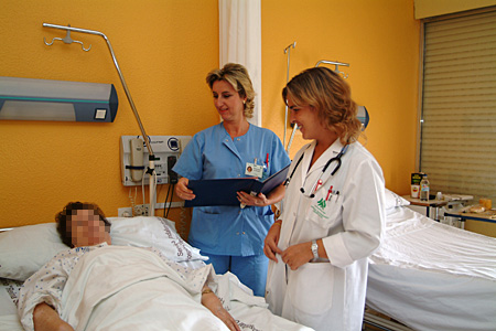 Consulta a paciente hospitalizado en reumatología