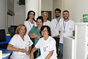 Profesionales de Farmacia del Hospital Reina Sofía